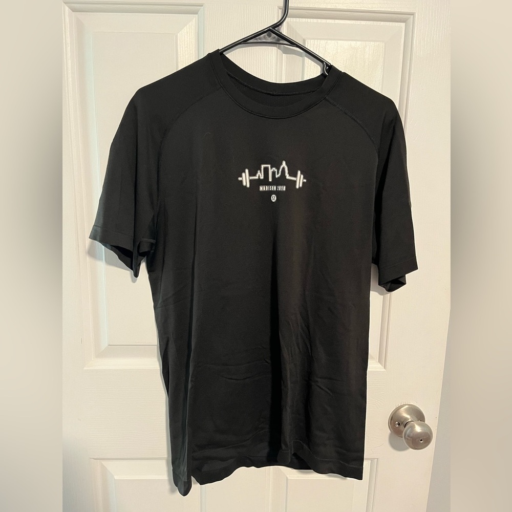 Lululemon Madison CrossFit 2018 Metal Vent Tech Shirt